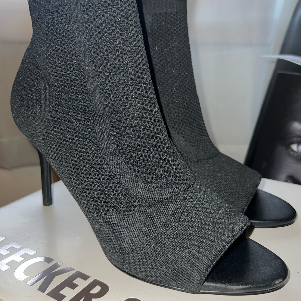 Black Peep Toe Booties!!!
